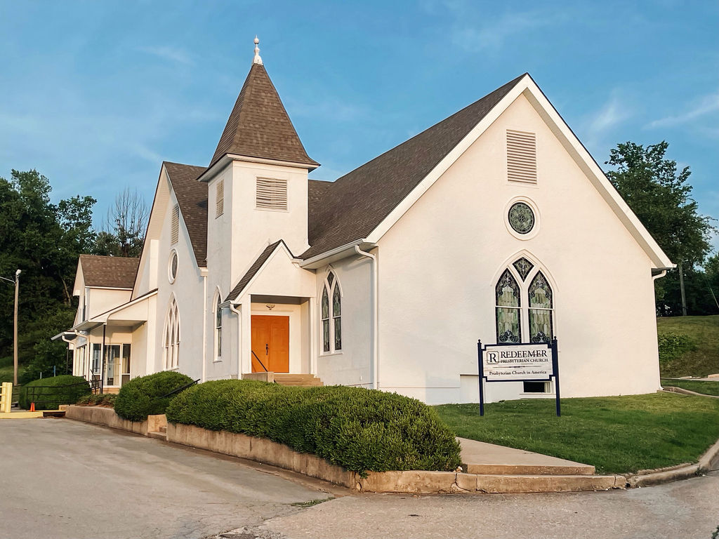 Religious Redeemer Presbyterian Church Exterior 001